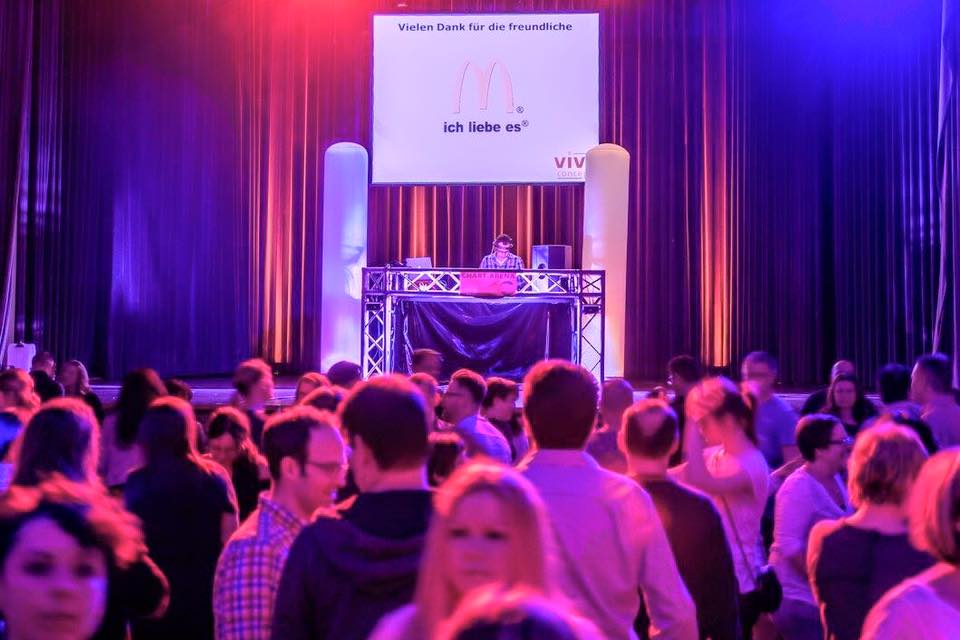 René Kaffee – DJ & Moderator für Firmenevents